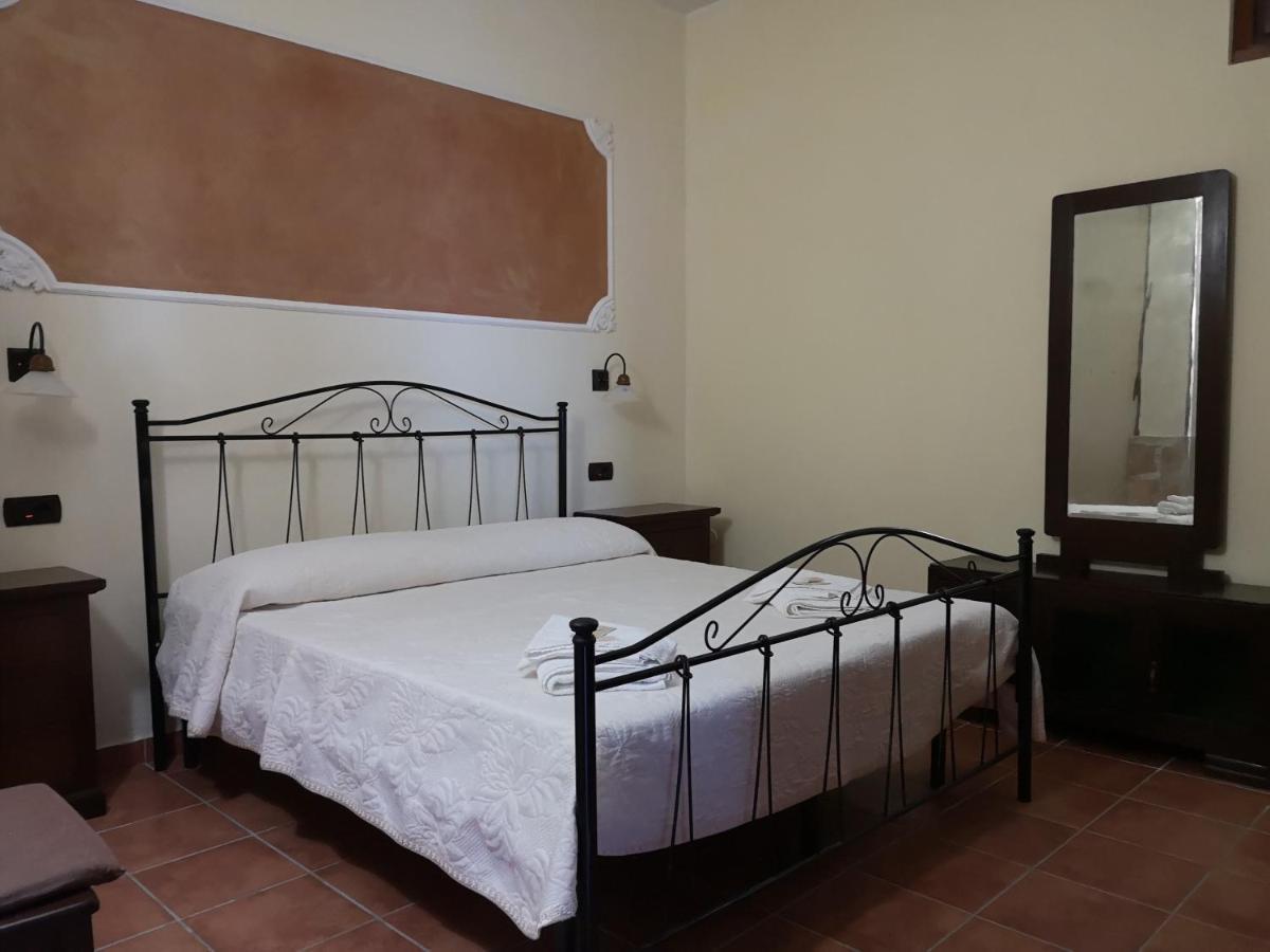 Agriturismo Catena Ciro Exterior photo